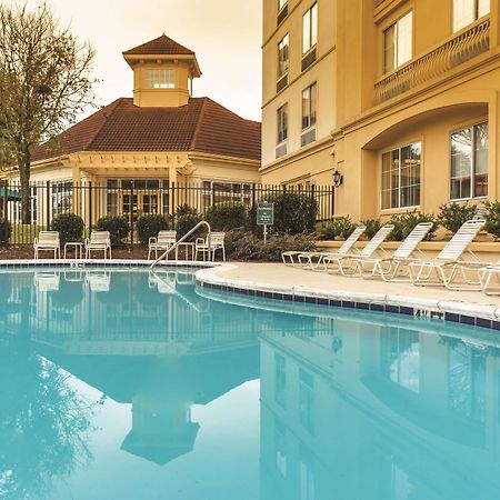 La Quinta By Wyndham Atlanta Ballpark/Galleria Екстериор снимка
